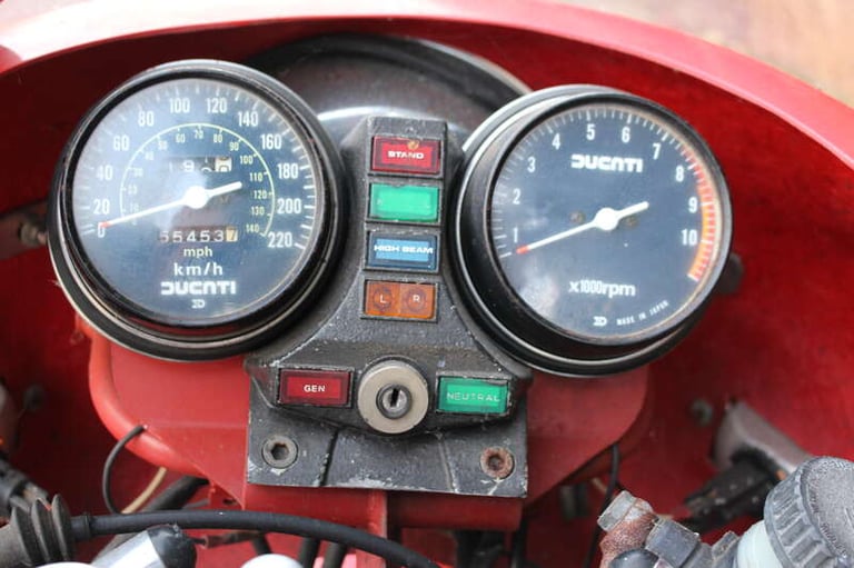 1980 Ducati 900 Mike Hailwood Replica PETROL Manual
