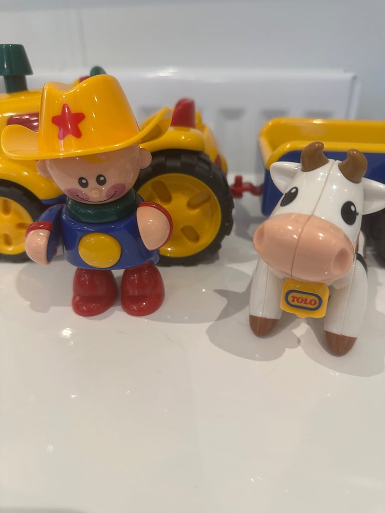 Vintage (2007) TOLO FIRST FRIENDS Tractor and Trailer - Age 1-5