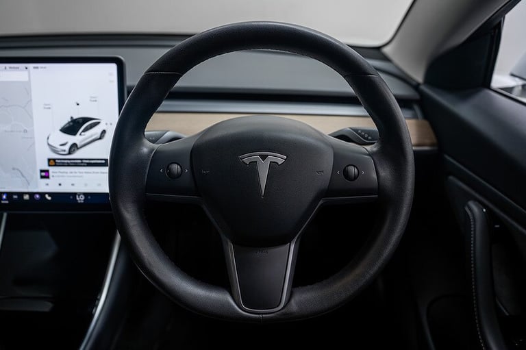 2020 Tesla Model 3 Long Range Saloon Electric Automatic