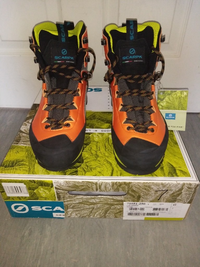 Second-Hand Hiking Clothing & Walking Boots for Sale in Derbyshire | Gumtree