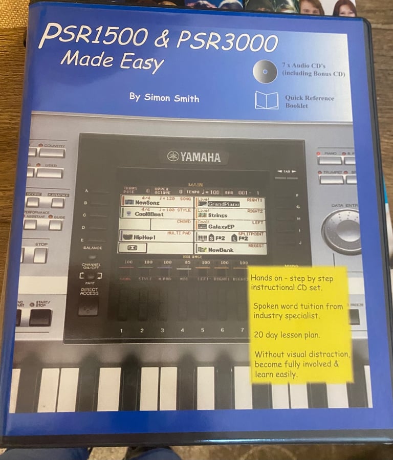 Yamaha PSR 3000 electronic keyboard, stand , cover and carry case 