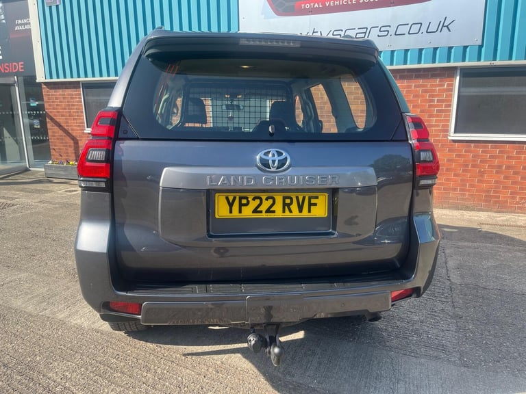 2022 Toyota Landcruiser 2.8D Active Auto 4WD LWB Euro 6 (s/s) 5dr PANEL VAN Diesel Automatic