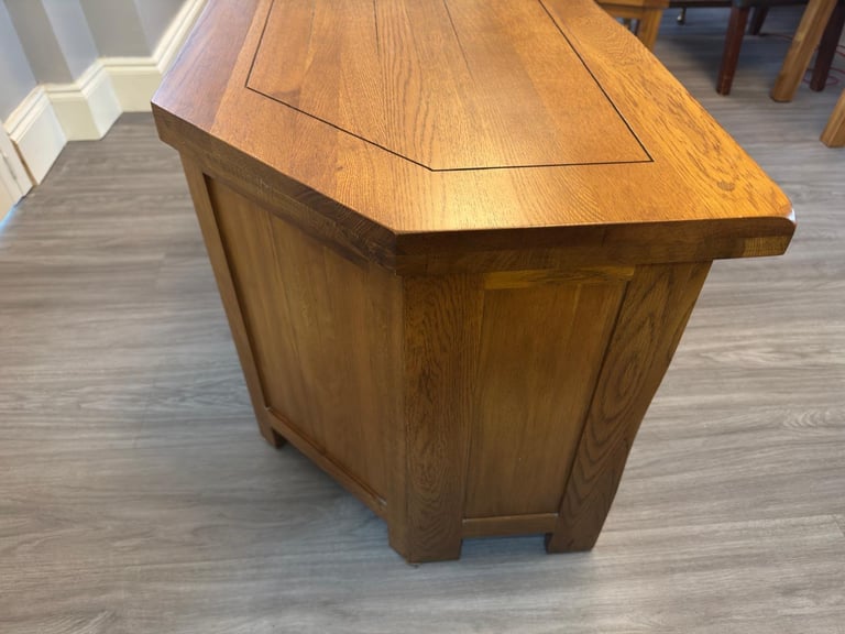 Rustic Solid Oak TV Unit Sideboard 