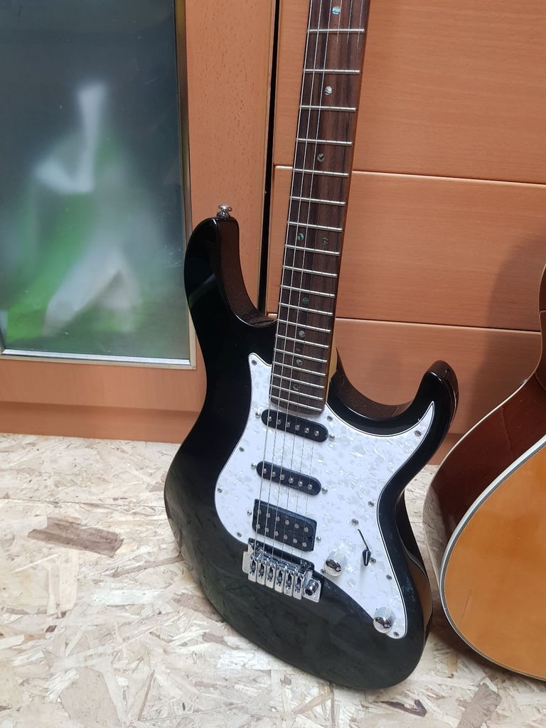 image for Cort  g250 series 