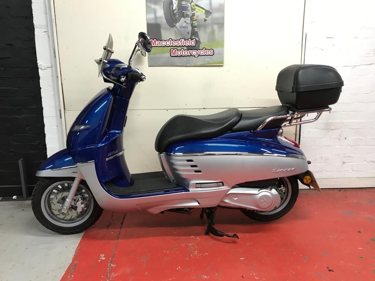 Peugeot Django 125i Scooter