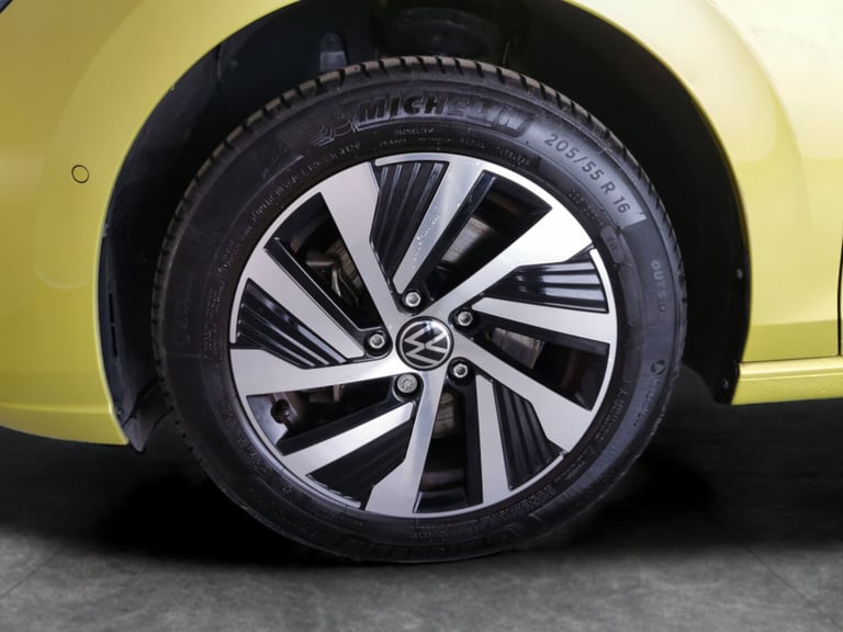 2024 Volkswagen Golf 1.4 TSI eHybrid Style 5dr DSG HATCHBACK PETROL/ELECTRIC Automatic