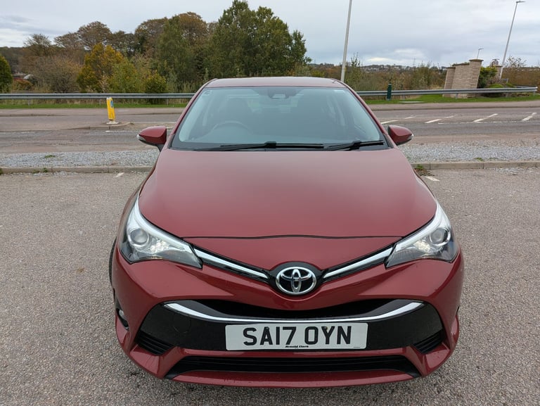 2017 Toyota Avensis 1.6 D-4D Business Edition Saloon