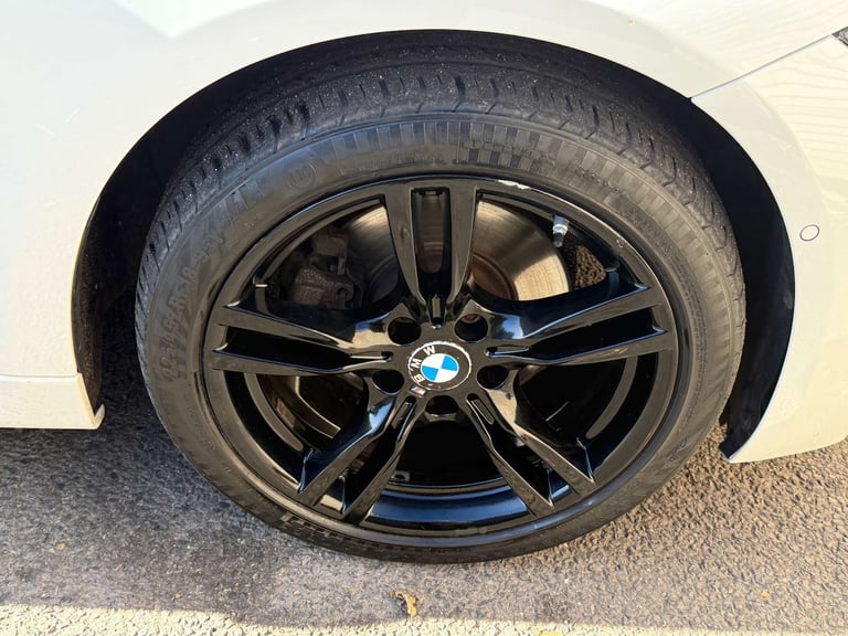 2018 BMW 3 Series 2.0 320d xDrive M Sport Auto 4WD 4dr Saloon Diesel Automatic