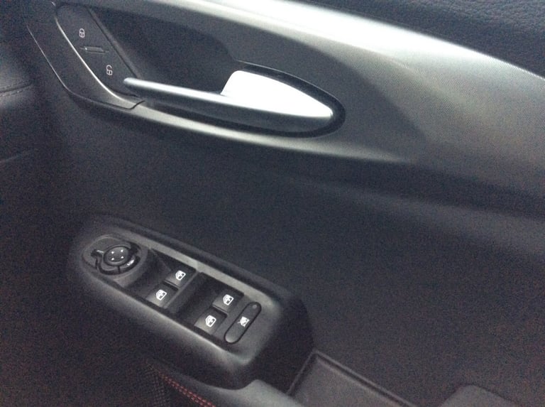 2023 Alfa Romeo Tonale 1.3 PHEV Veloce 5dr Auto Hatchback Petrol Parallel PHEV Automatic