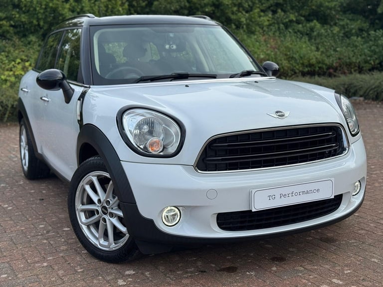 2015 MINI Countryman 1.6 Cooper Auto Euro 6 5dr HATCHBACK Petrol Automatic