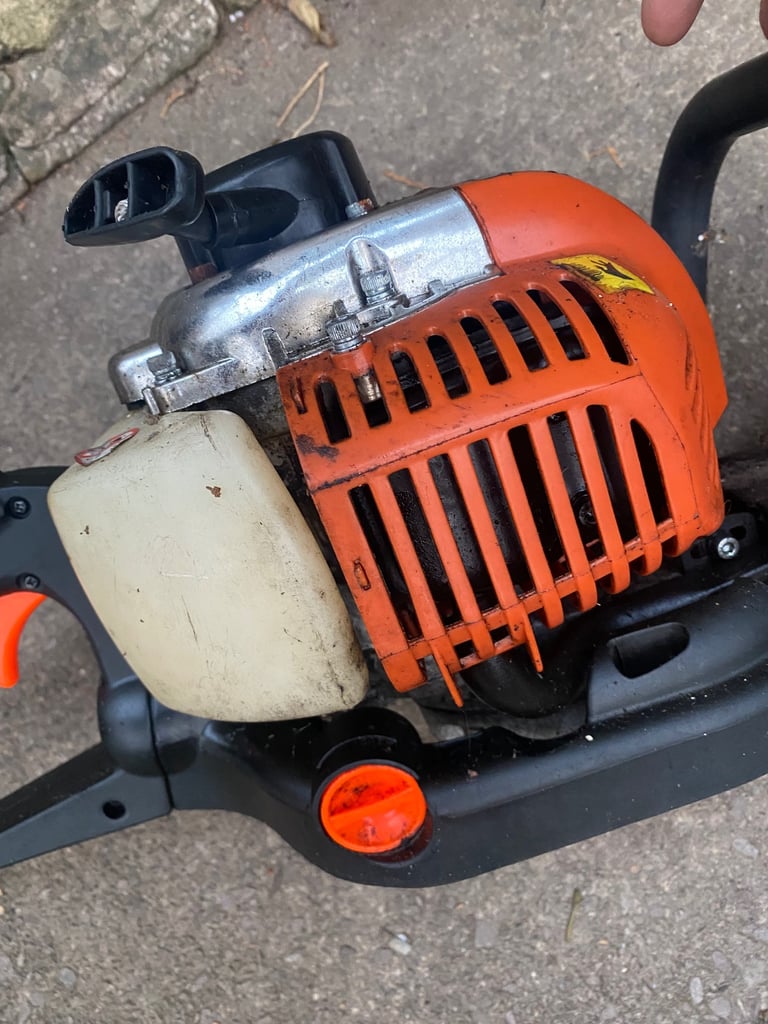 Used Hyundai Hedge trimmer 