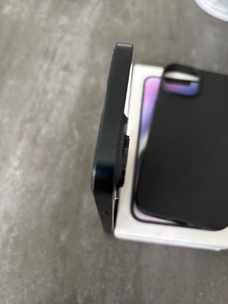 iPhone 14 midnight 128gb unlocked 