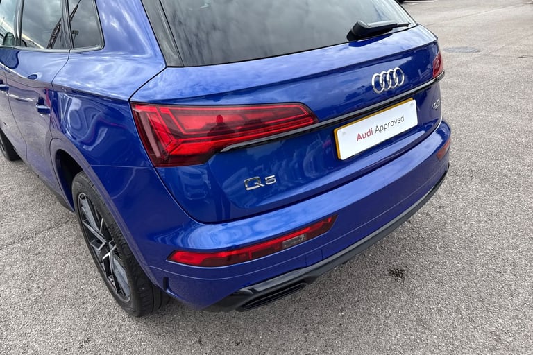 2022 Audi Q5 Edition 1 40 TDI quattro 204 PS S tronic SUV DIESEL Automatic