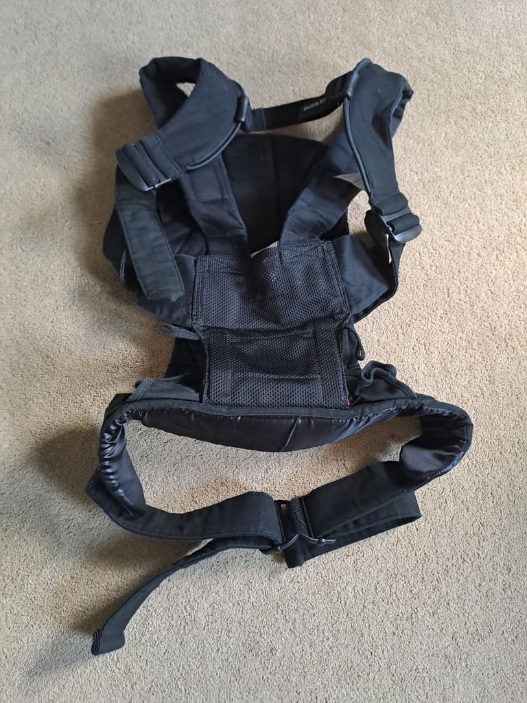 BabyBjorn ONE Carrier (1)