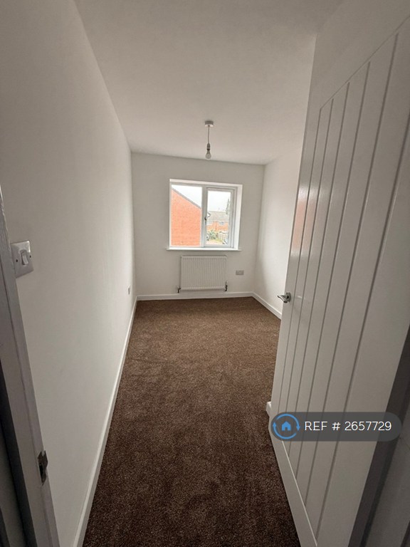 3 bedroom house in Cody Court, Silverdale Close, CV2 (3 bed) (#2657729)