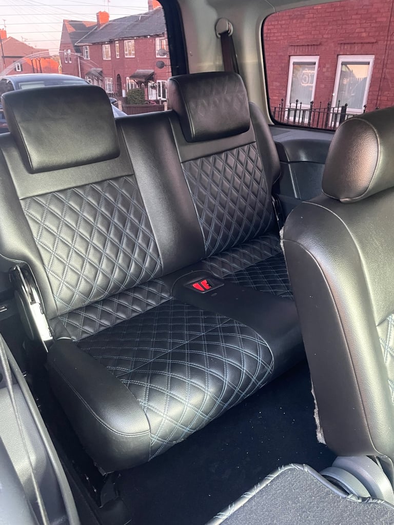 Volkswagen, CADDY MAXI LIFE, MPV, 2011, Semi-Auto, 1598 (cc), 5 doors