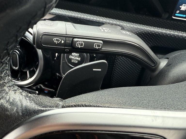 MERCEDES-BENZ A CLASS 1.5 A180d Sport 2019