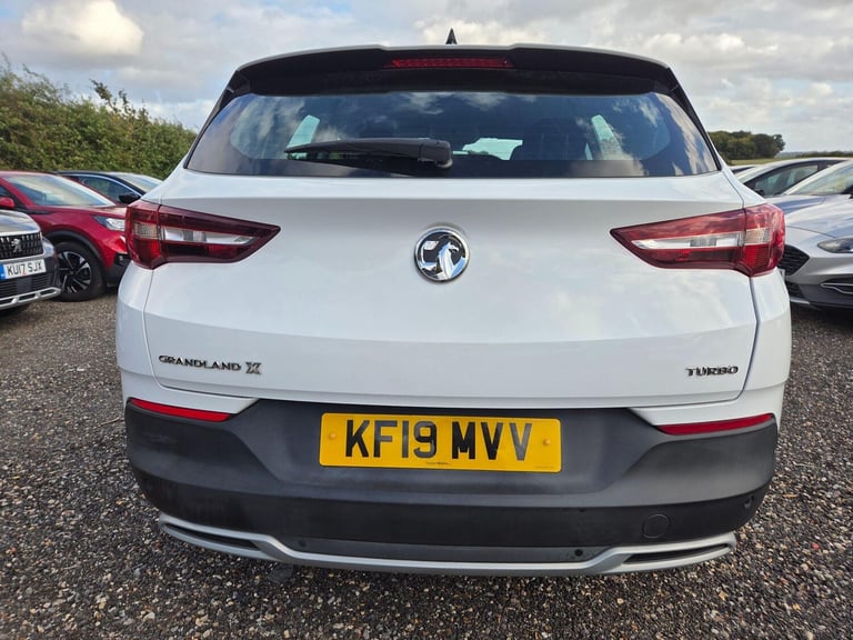 2019 Vauxhall Grandland X 1.2 Turbo Tech Line Nav Auto Euro 6 (s/s) 5dr Petrol