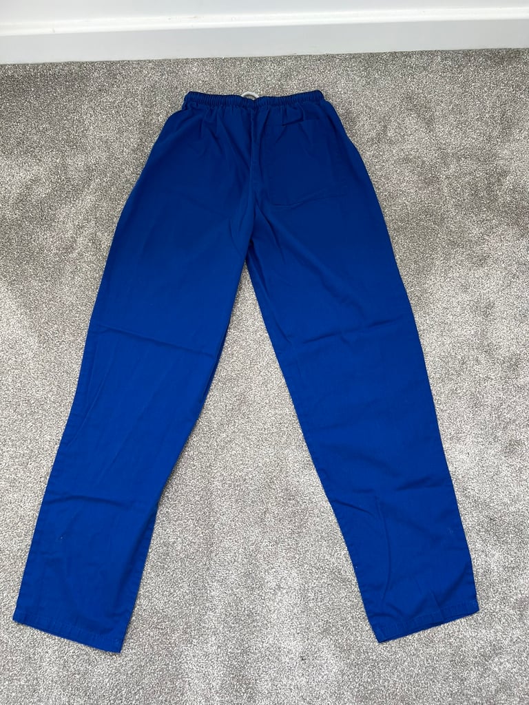 Scrubs set x2