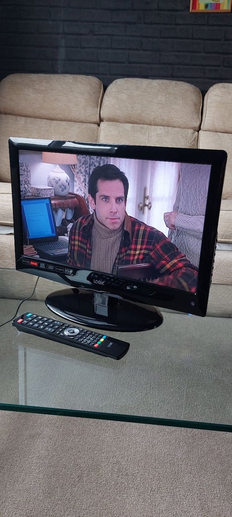 12V 19 inch Freeview Caravan Tv with Dvd