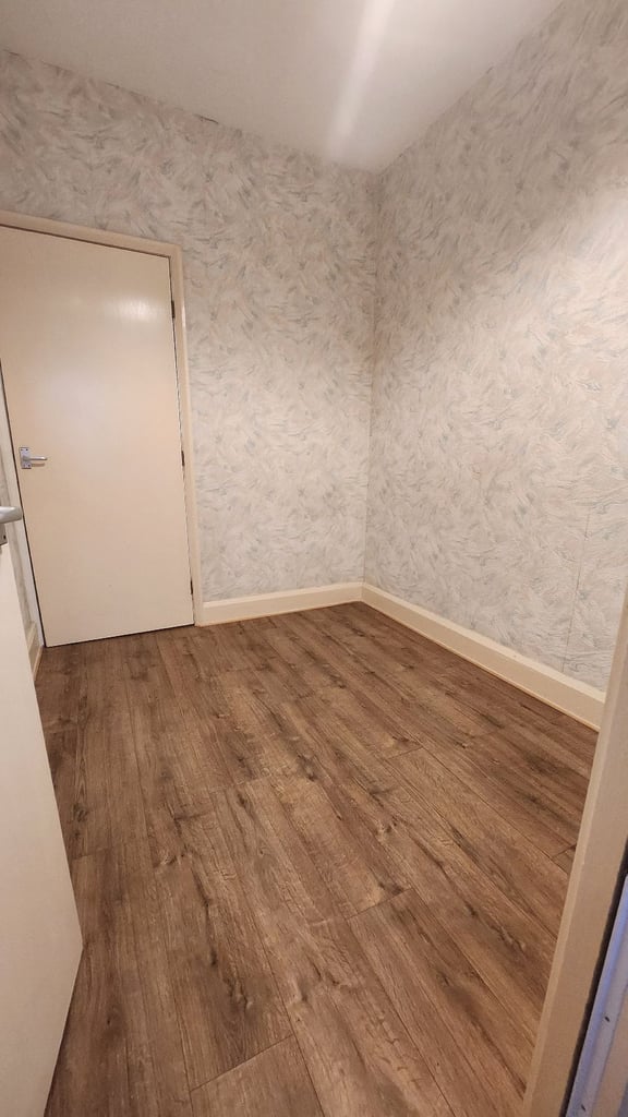 **TO LET**1 BEDROOM APARTMENT**BATH STREET**RHYL**