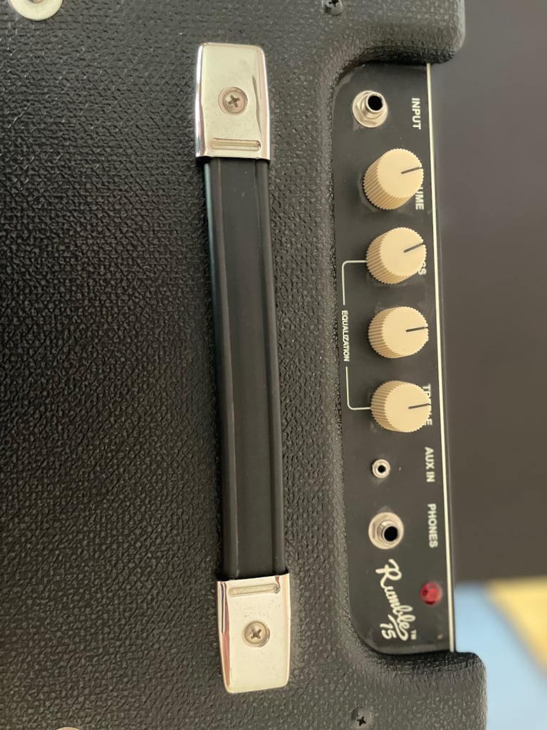 Fender 15w Rumble Bass guitar amp