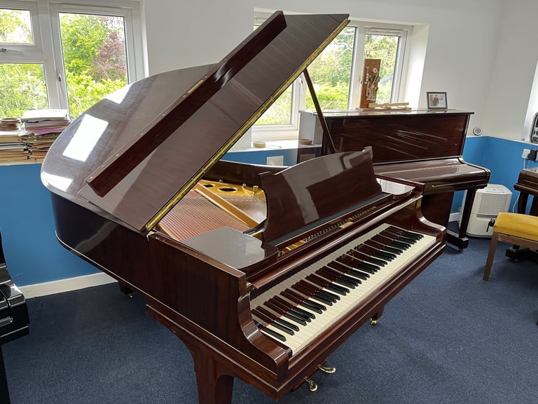 image for This is a stunning mahogany finish Model O Steinway & Sons baby Grand Piano