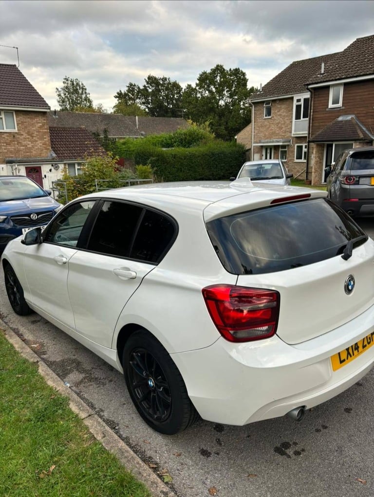 BMW, 1 SERIES, Hatchback, 2014, Semi-Auto, 1995 (cc), 5 doors