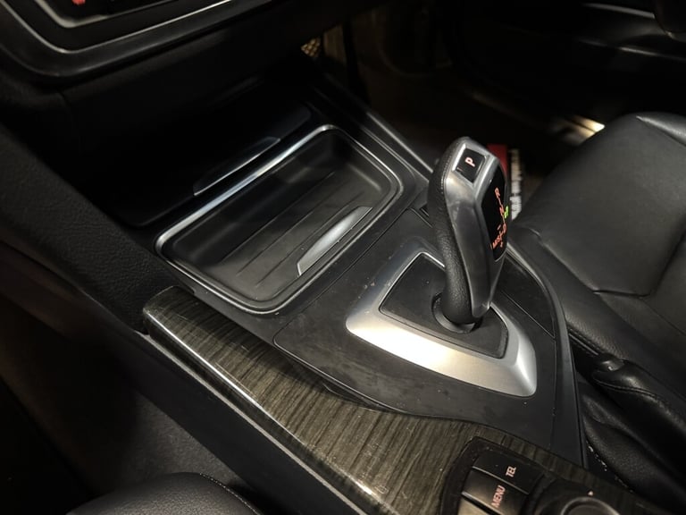 2012 BMW 3 Series 2.0 320D LUXURY TOURING 5DR Automatic Estate Diesel Automatic