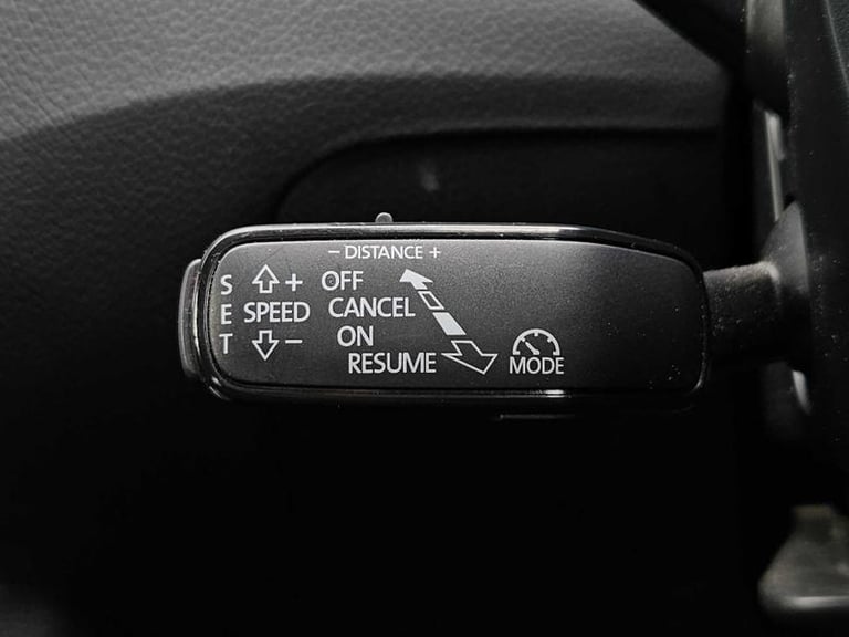 2020 Skoda Superb 2.0 TDI CR Sport Line Plus 5dr Manual Hatchback Diesel Manual