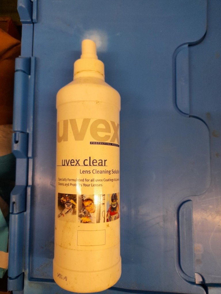 image for UVEX LENS CLEANER FOR GLASSES, GOGGLES ETC