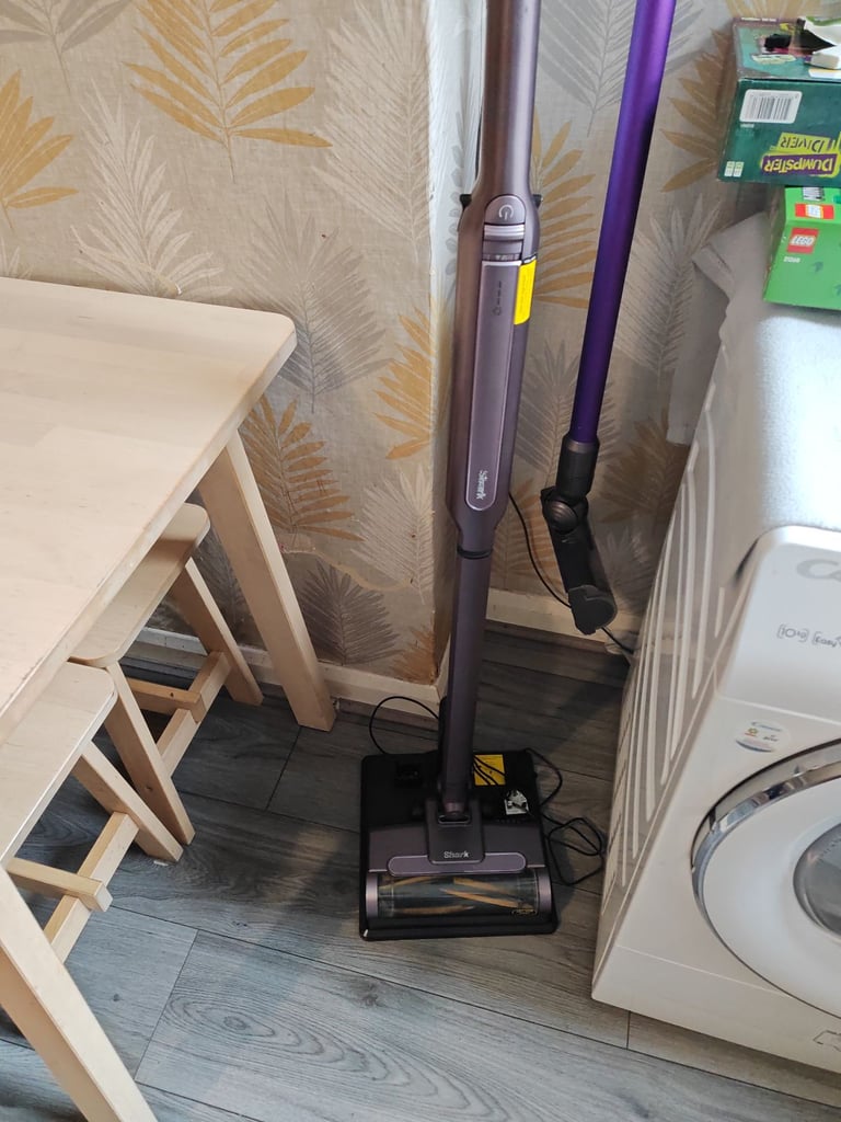 image for Shark wand vac 2 in 1 hoover with stand