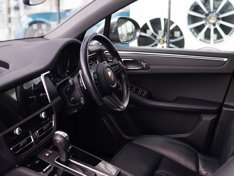 2022 Porsche Macan 2.0T T SUV 5dr Petrol PDK 4WD Euro 6 (s/s) (265 ps) Petrol
