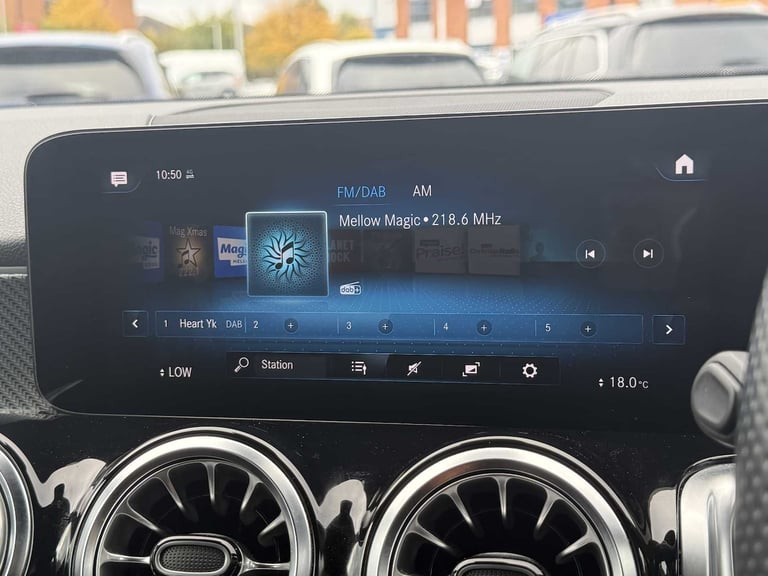 2022 Mercedes-Benz GLB 200 AMG Line Premium 5dr 7G-Tronic Estate Petrol Automatic