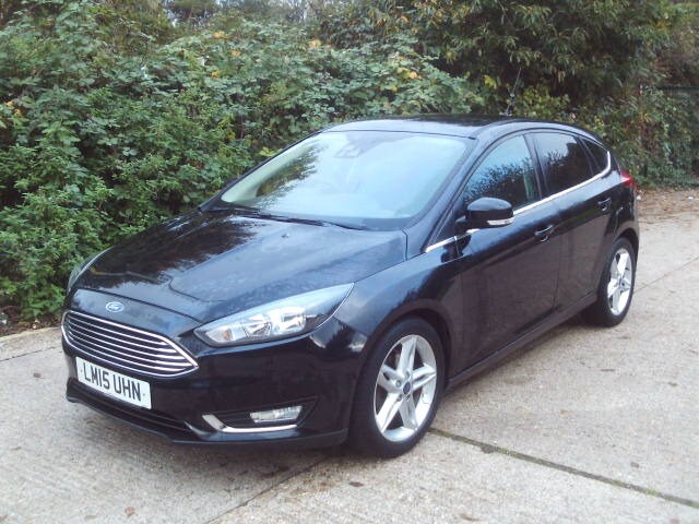2015 Ford Focus 1.0 EcoBoost Titanium 5dr Black 32k Miles Years MOT Warranty £20 Road Tax HATCHBA...