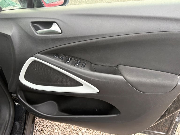 2020 Vauxhall Crossland X 1.2 [83] SRi Nav 5dr [Start Stop] HATCHBACK PETROL Manual