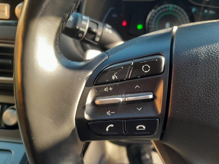 2020 Hyundai KONA 64kWh Premium SE Auto 5dr (7kW Charger) HATCHBACK Electric Automatic