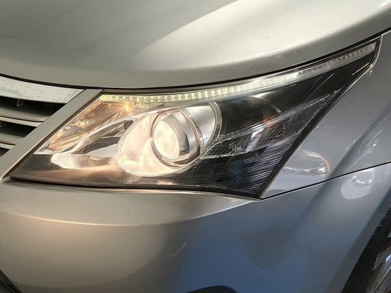 2014 Toyota Avensis D-4D Icon Business Edition Saloon Diesel Manual