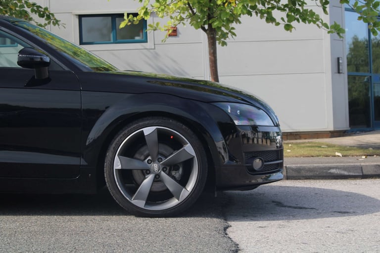 2009 Audi TT 2.0 TT Quattro TDI 4WD 2dr Convertible Diesel Manual