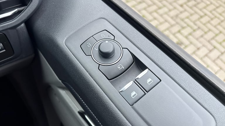 2025 Ford Transit Custom 2.0 EcoBlue 136ps H1 Double Cab Van Limited Auto PANEL VAN DIESEL Automatic