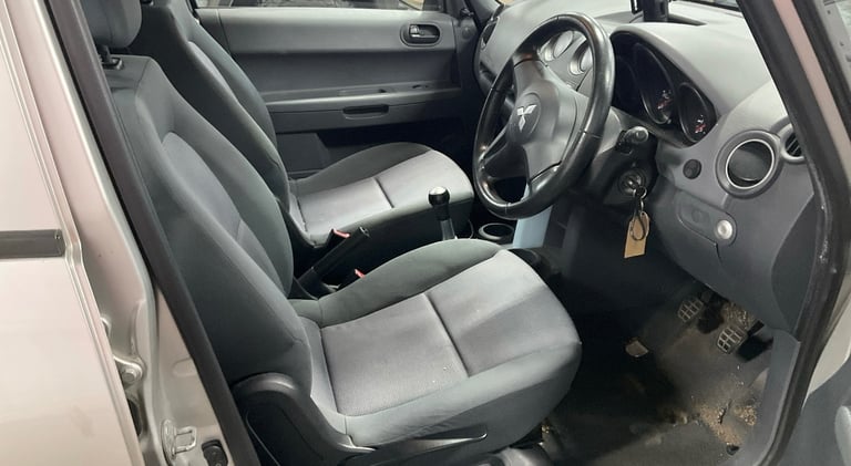 2006 Mitsubishi Colt 1.1 Attivo 5dr HATCHBACK Petrol Manual