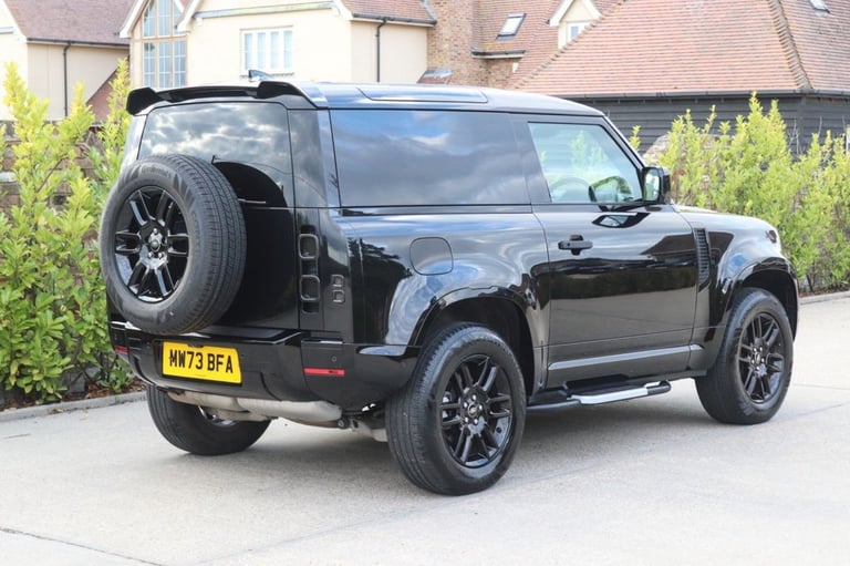 2023 Land Rover Defender 3.0 D250 Hard Top Auto PANEL VAN DIESEL Automatic
