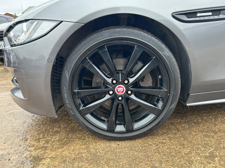 2017 Jaguar XE 2.0d R-Sport Auto AWD Euro 6 (s/s) 4dr Diesel
