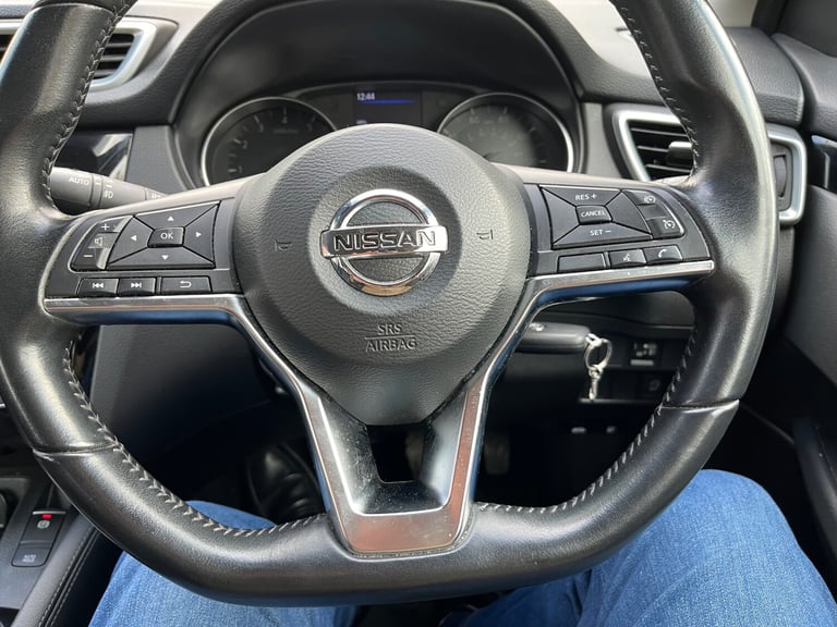 2019 Nissan Qashqai 1.3 DiG-T Acenta Premium 5dr HATCHBACK Petrol Manual
