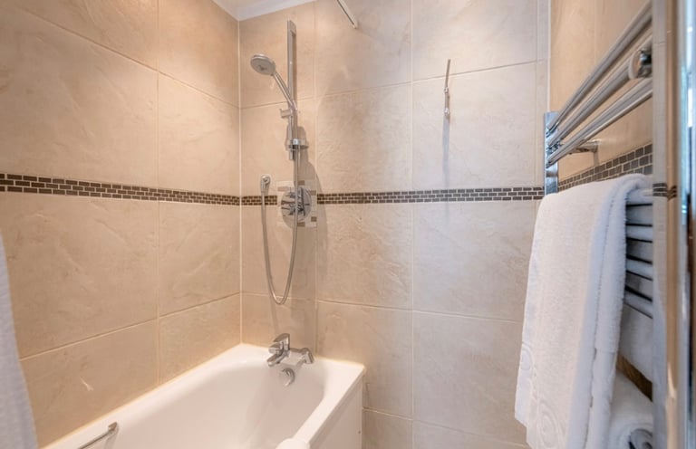 Mayfair (17) - 1 Bedroom Apartment - Short Lets - W1J - 1715 per week 