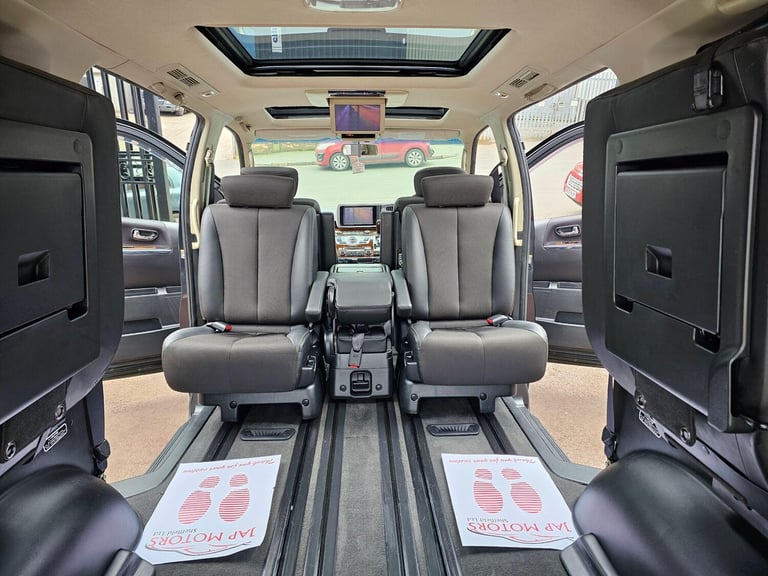  Nissan Elgrand 4WD 3.5 HIGHWAY STAR SERES 3 Petrol Automatic