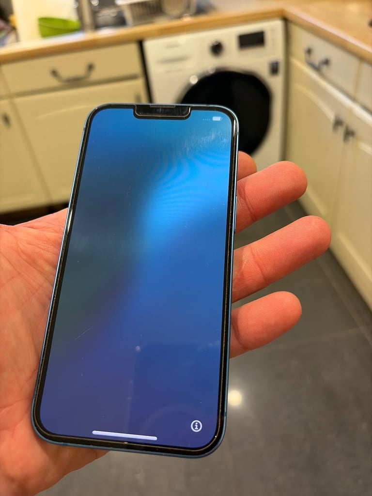 iPhone 13