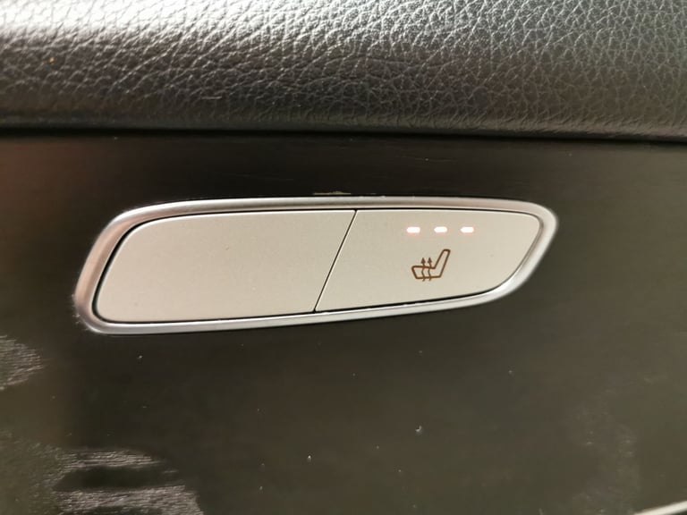 2018 Mercedes-Benz GLC 2.1 GLC220d AMG Line SUV 5dr Diesel G-Tronic+ 4MATIC Euro 6 (s/s) (170 ps)...