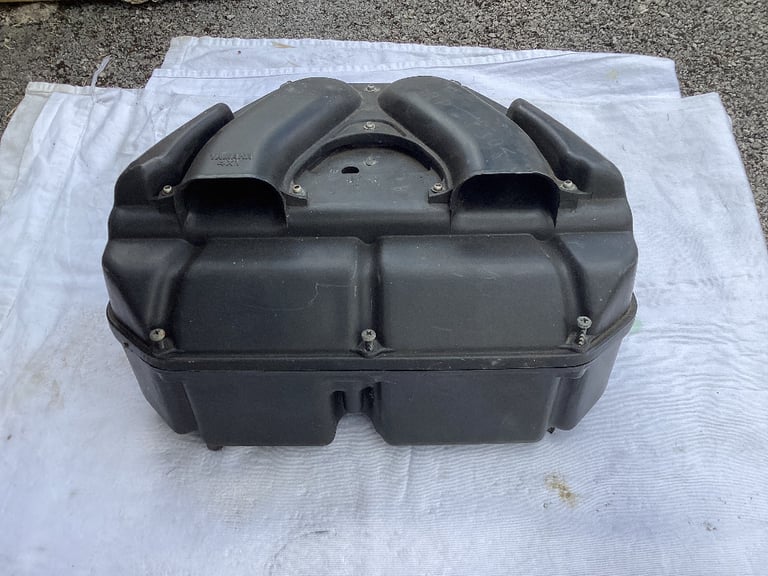 Yamaha R1 4xv airbox 