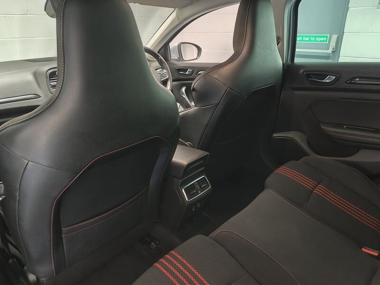 2021 Renault Megane 1.3 TCE R.S.Line 5dr Auto ESTATE PETROL Automatic